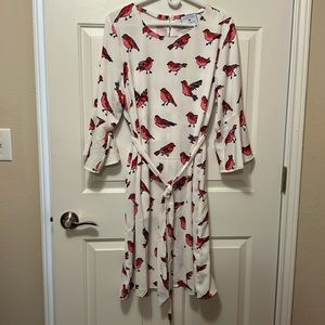 Draper James ❤️ Eloquii Dress with red/pink birds, bell sleeves, size 18